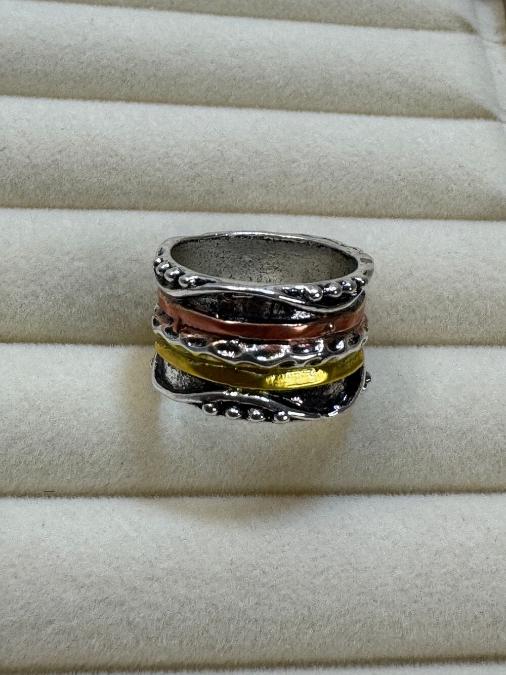 Size 7 Boho Wide Band Ring Silver Gold Copper Textured Statement Ring 1/2" B006